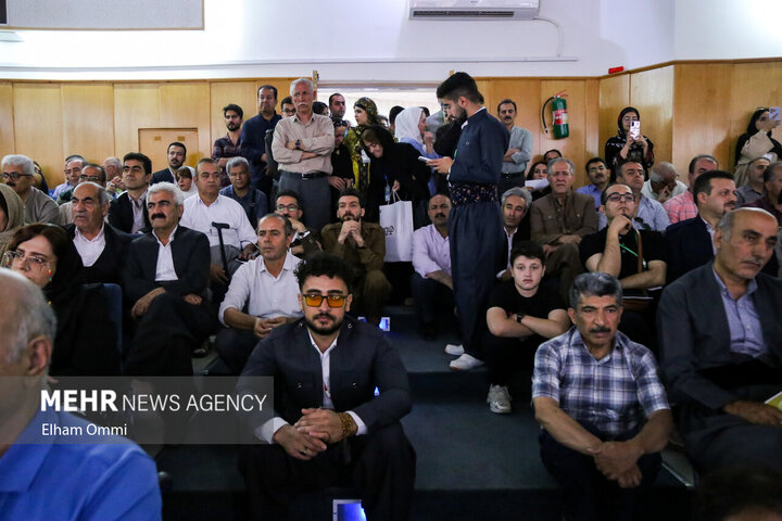 Dawiya Yekemîn Xelata Qelemê Hejar