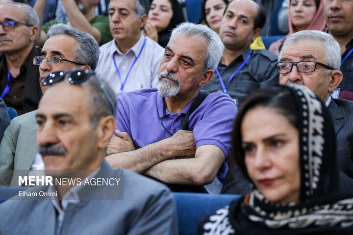 Dawiya Yekemîn Xelata Qelemê Hejar