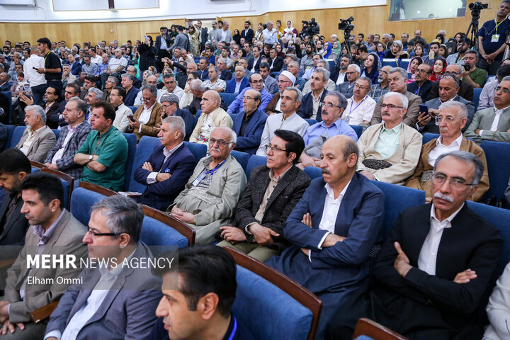 Dawiya Yekemîn Xelata Qelemê Hejar