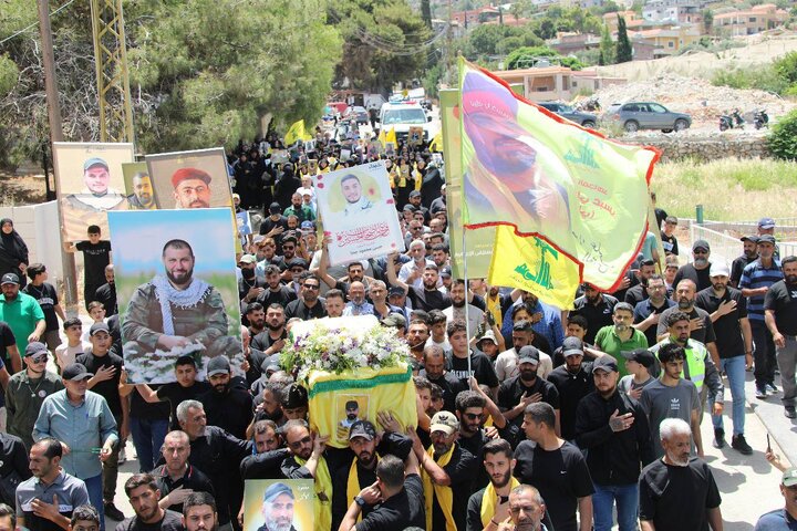 حزب الله وجماهير المقاومة يشيّعون الشّهيد علي الإبراهيم في المنصوري جنوب لبنان