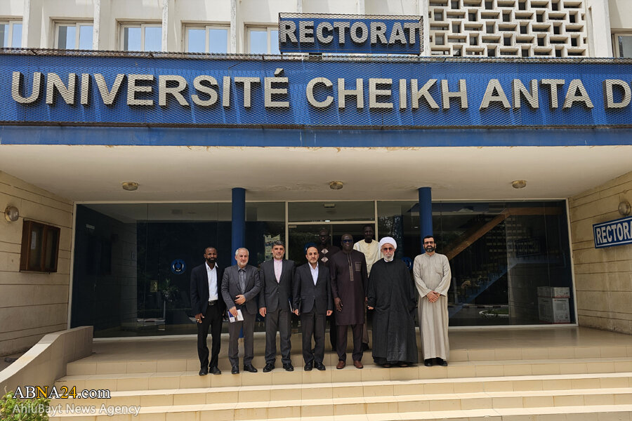 دیدار دبیرکل مجمع جهانی اهلبیت(ع) با رئیس دانشگاه داکار سنگال دیدار دبیرکل مجمع جهانی اهلبیت(ع) با رئیس دانشگاه داکار سنگال