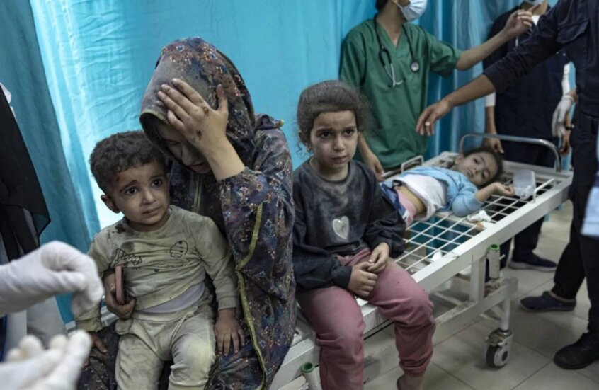 الهمص يتهم الجيش الإسرائيلي باستهداف المستشفيات بشكل ممنهج في قطاع غزة