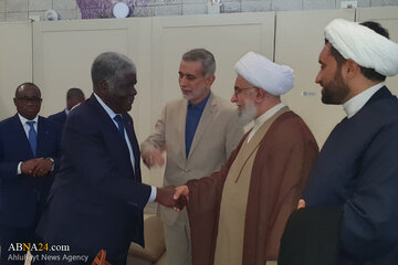 Secretário-Geral da Assembleia Mundial de Ahlul Bait (a.s.) chega à Costa do Marfim e mantém encontro com o Primeiro-Ministro