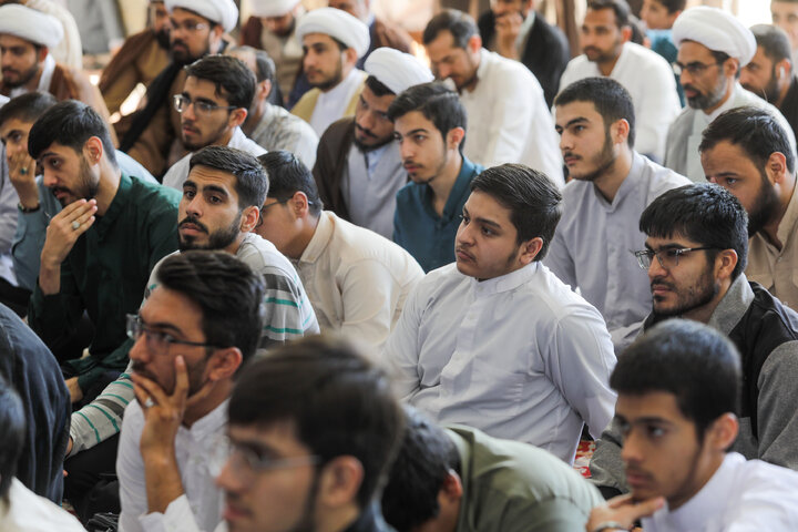 نشست تخصصی خوانش و مباحثه بیانیه «حوزه پیشرو و سرآمد»