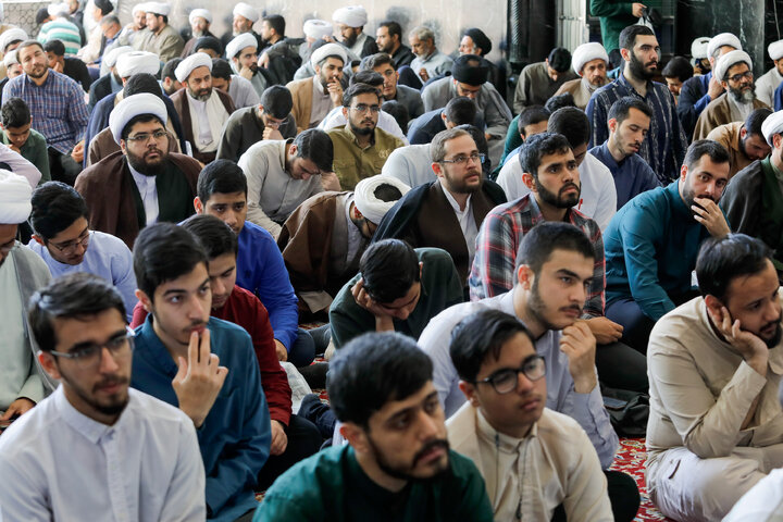 نشست تخصصی خوانش و مباحثه بیانیه «حوزه پیشرو و سرآمد»