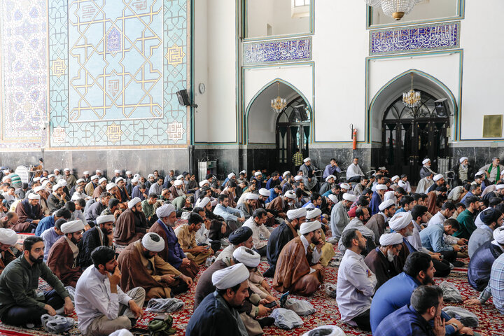 نشست تخصصی خوانش و مباحثه بیانیه «حوزه پیشرو و سرآمد»