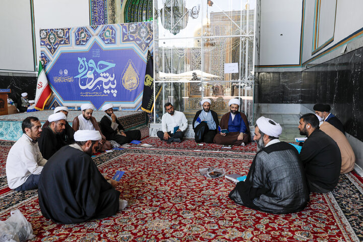 نشست تخصصی خوانش و مباحثه بیانیه «حوزه پیشرو و سرآمد»