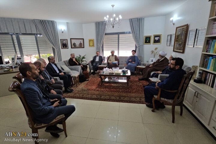 تقرير مصور/ الأمين العام للمجمع العالمي لأهل البيت (ع) يلتقي رئيس مجلس علماء أهل البيت (ع) في السنغال