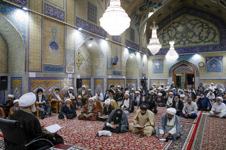عکس خبری | آخرین جلسه درس خارج فقه تولیت آستان قدس رضوی در سال تحصیلی 1403-1404