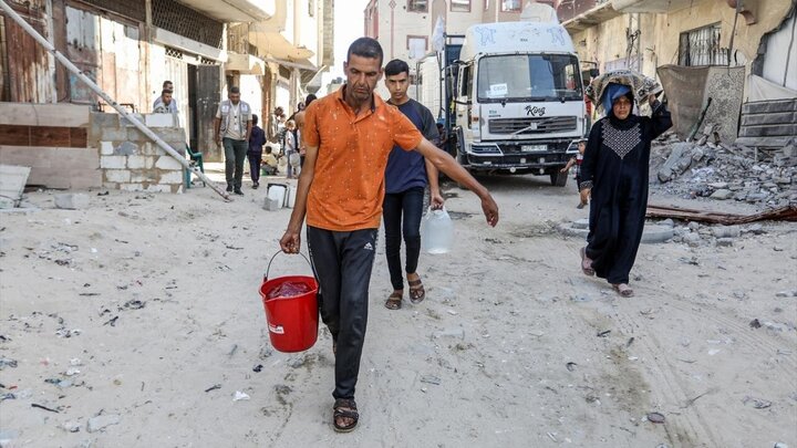 Photos: Shortage crisis of drinking water in Khan Yunis