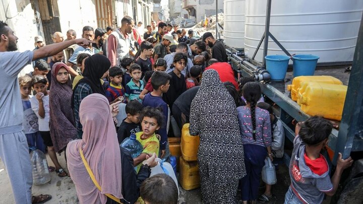 Photos: Shortage crisis of drinking water in Khan Yunis