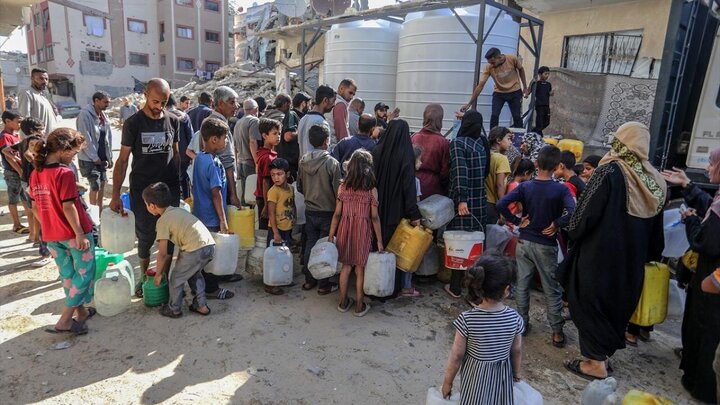 Photos: Shortage crisis of drinking water in Khan Yunis
