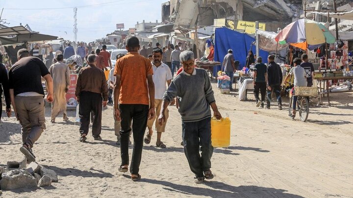 Photos: Shortage crisis of drinking water in Khan Yunis