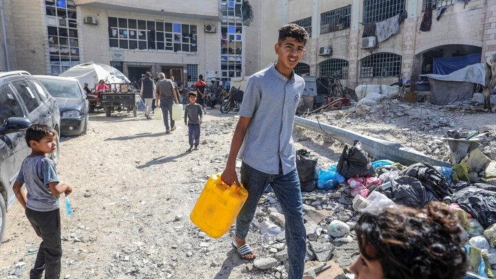 Photos: Shortage crisis of drinking water in Khan Yunis