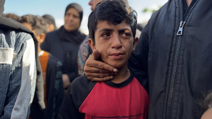 پیکر شهدای فلسطینی که برای دریافت کمک‌های بشردوستانه تجمع کرده بودند