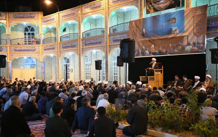 تصاویر|  مراسم سوگواری شب شهادت حضرت امام محمد باقر(ع) در شهرستان آباده