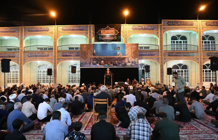 تصاویر|  مراسم سوگواری شب شهادت حضرت امام محمد باقر(ع) در شهرستان آباده