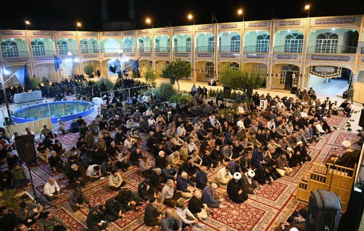 تصاویر|  مراسم سوگواری شب شهادت حضرت امام محمد باقر(ع) در شهرستان آباده