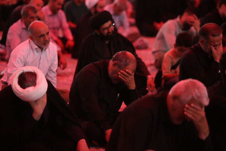 قم میں امام محمد باقرؑ کی شہادت کی مناسبت سے پُر سوز مجلس