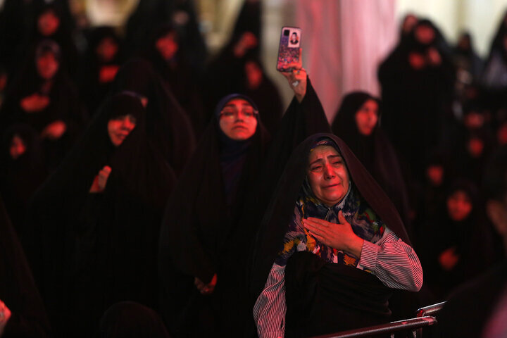 قم میں امام محمد باقرؑ کی شہادت کی مناسبت سے پُر سوز مجلس
