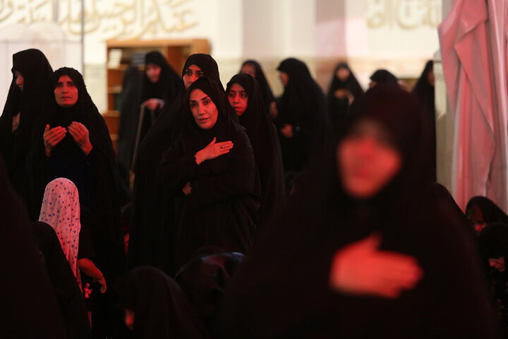 قم میں امام محمد باقرؑ کی شہادت کی مناسبت سے پُر سوز مجلس