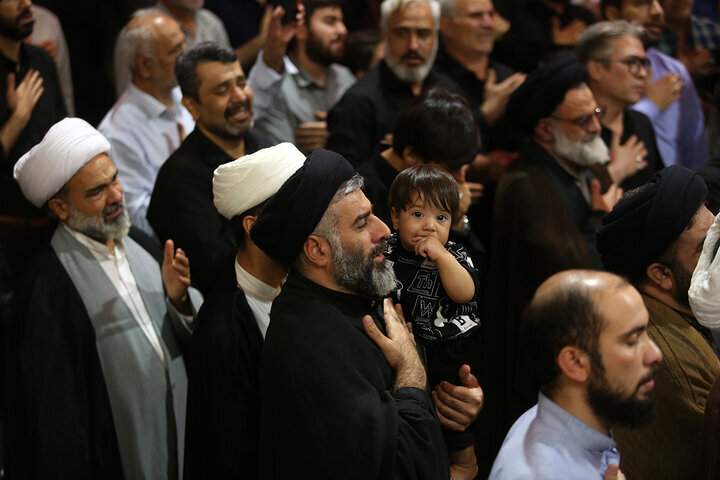 قم میں امام محمد باقرؑ کی شہادت کی مناسبت سے پُر سوز مجلس
