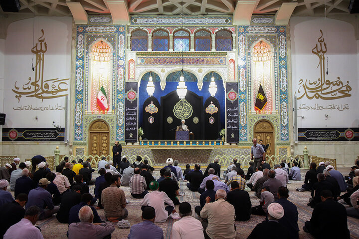 قم میں امام محمد باقرؑ کی شہادت کی مناسبت سے پُر سوز مجلس