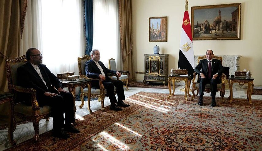 Nakipag0pulong ang Ministro ng Panlabas ng Iran sa Pangulo ng Ehipto sa Cairo
