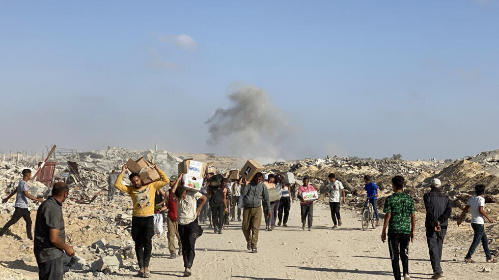 مقتل العشرات..الكيان الصهيوني يحول موقع توزيع المساعدات الى مصايد الموت الجماعي