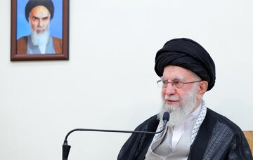 Di derbarê baldarîya Serokê Îslamî yê Îranê li ser nûjenkirina şandina peyamên dînî û şopandina siyasî ya Îmam Baqir(S)di firehkirina peyamên dînî de