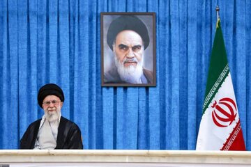 Kiongozi Muadhamu Ayatollah Khamenei Aongoza Maadhimisho ya Miaka 36 ya Kifo cha Imam Khomeini (MA) + Picha