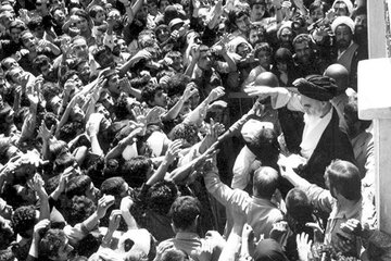 “Îmam Xwumeynî(RA) ji ‘xwesteya gelê’ hûrmêt dikir û bawer dikir ku nikare ji gelê cûda bibe.”