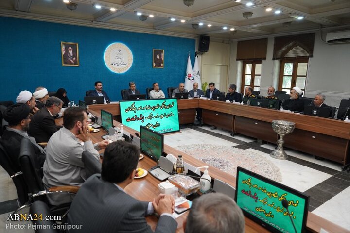 نشست شورای ترویج و توسعه فرهنگ ایثار و شهادت استان اصفهان