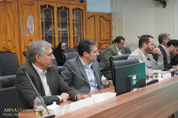 نشست شورای ترویج و توسعه فرهنگ ایثار و شهادت استان اصفهان