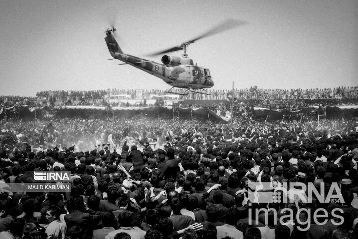 تقرير مصور/ من الذاكرة التاريخية.. حشود مليونية شاركت في تشييع مؤسس الثورة الاسلامية الإيرانية