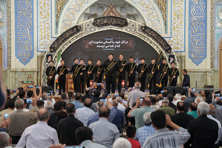 تقرير مصور/ أجواء الحرم الرضوي الشریف في لیلة استشهاد الإمام محمد الباقر علیه السلام