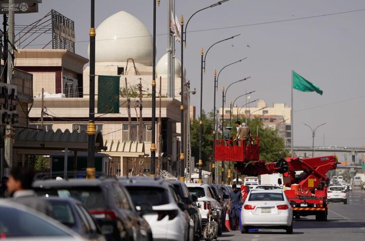 تقرير مصور/ أسبوع الغدير الدولي الرابع عشر .. أكثر من 3 آلاف راية وألف قطعة زينة تزيّن في النجف