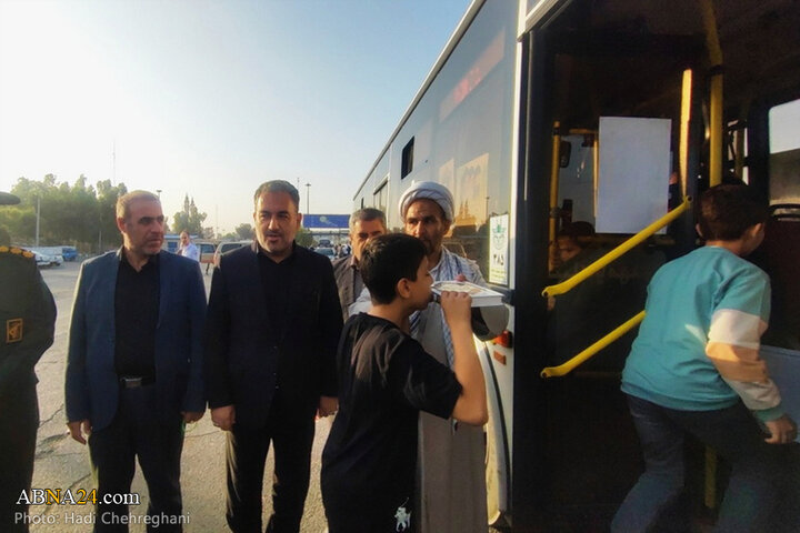اعزام کاروان‌های اعزامی از شهر قم به مرقد امام خمینی(ره)