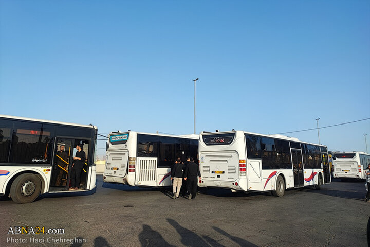 اعزام کاروان‌های اعزامی از شهر قم به مرقد امام خمینی(ره)