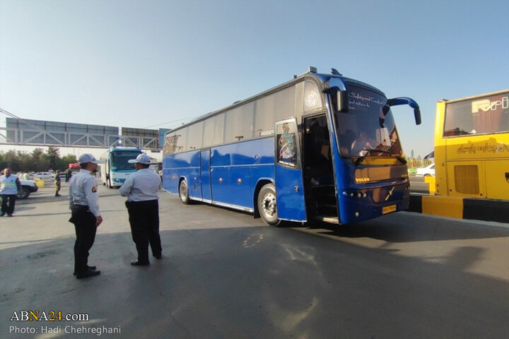 اعزام کاروان‌های اعزامی از شهر قم به مرقد امام خمینی(ره)