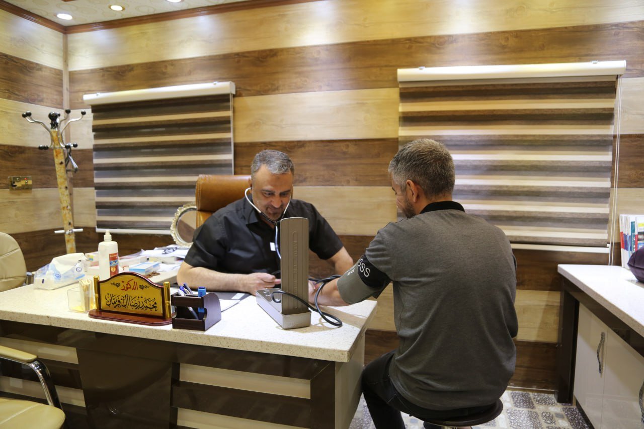 مجمع الامام الحسين (ع) الطبي يستقبل بحدود (24) الف مراجع خلال (6) اشهر+(صور)