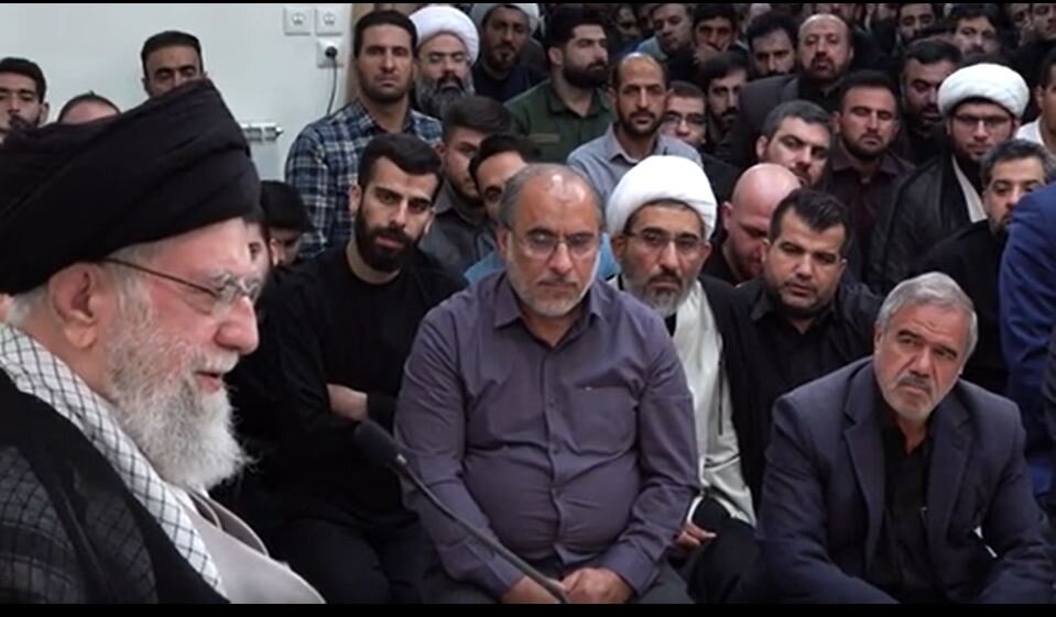 Di derbarê baldarîya Serokê Îslamî yê Îranê li ser nûjenkirina şandina peyamên dînî û şopandina siyasî ya Îmam Baqir(S)di firehkirina peyamên dînî de