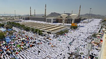 حج کا رکن اعظم وقوف عرفہ آج ادا کیا جا رہا ہے