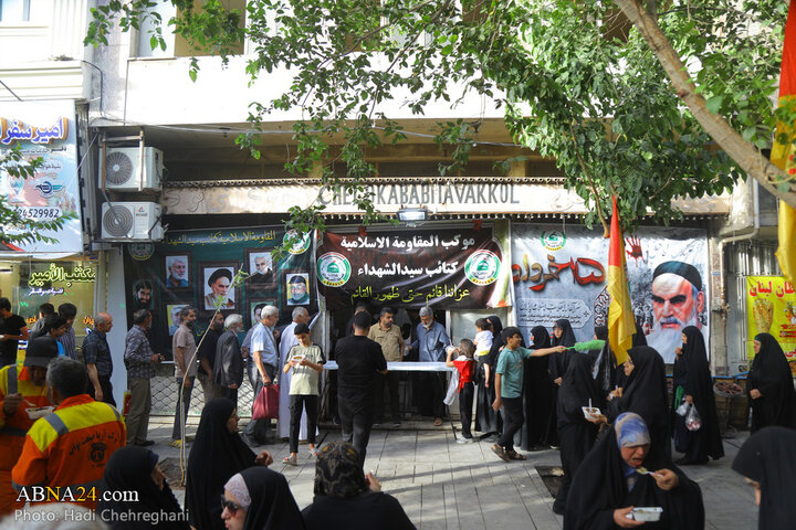 گزارش تصویری | برپایی ایستگاه صلواتی به مناسبت سالگرد رحلت امام خمینی(ره) در شهر قم