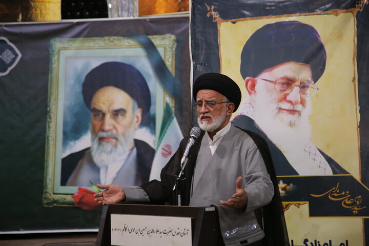 تصاویر| برگزاری مراسم بزرگداشت قاری روشن دل قرآن کریم در آستان مقدس سیدعلاالدین حسین(ع)