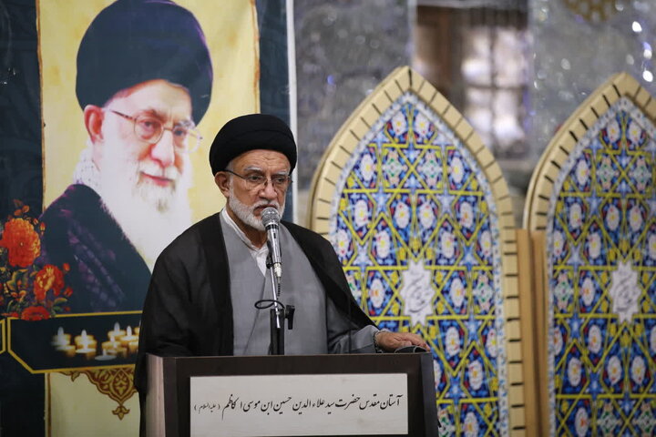 تصاویر| برگزاری مراسم بزرگداشت قاری روشن دل قرآن کریم در آستان مقدس سیدعلاالدین حسین(ع)