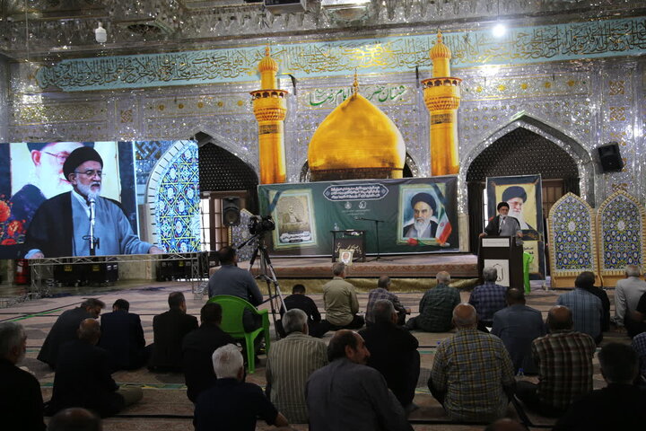 تصاویر| برگزاری مراسم بزرگداشت قاری روشن دل قرآن کریم در آستان مقدس سیدعلاالدین حسین(ع)