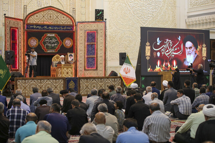 Photos: Commemoration ceremony of Imam Khomeini (RA) held at Shahecheragh holy shrine