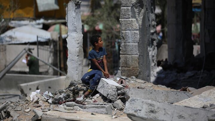 Photos: Complete destruction of Al-Ansar Mosque and a cemetery in Gaza