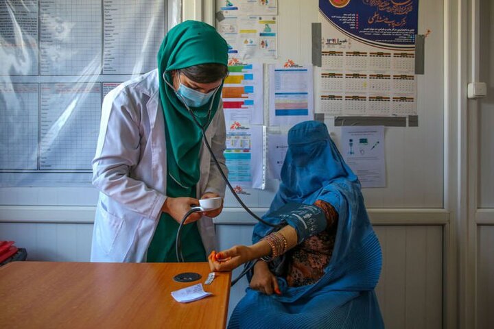 گزارش پزشکان بدون مرز: نبود خدمات درمانی مناسب در مناطق دورافتاده بامیان سلامت زنان و کودکان را تهدید می‌کند